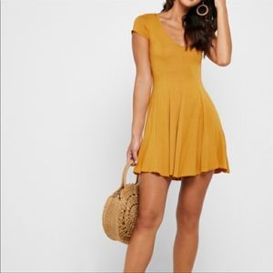 NWT Forever 21 Mustard Gold Yellow V Neck Short Sleeve Skater Swing Dress
